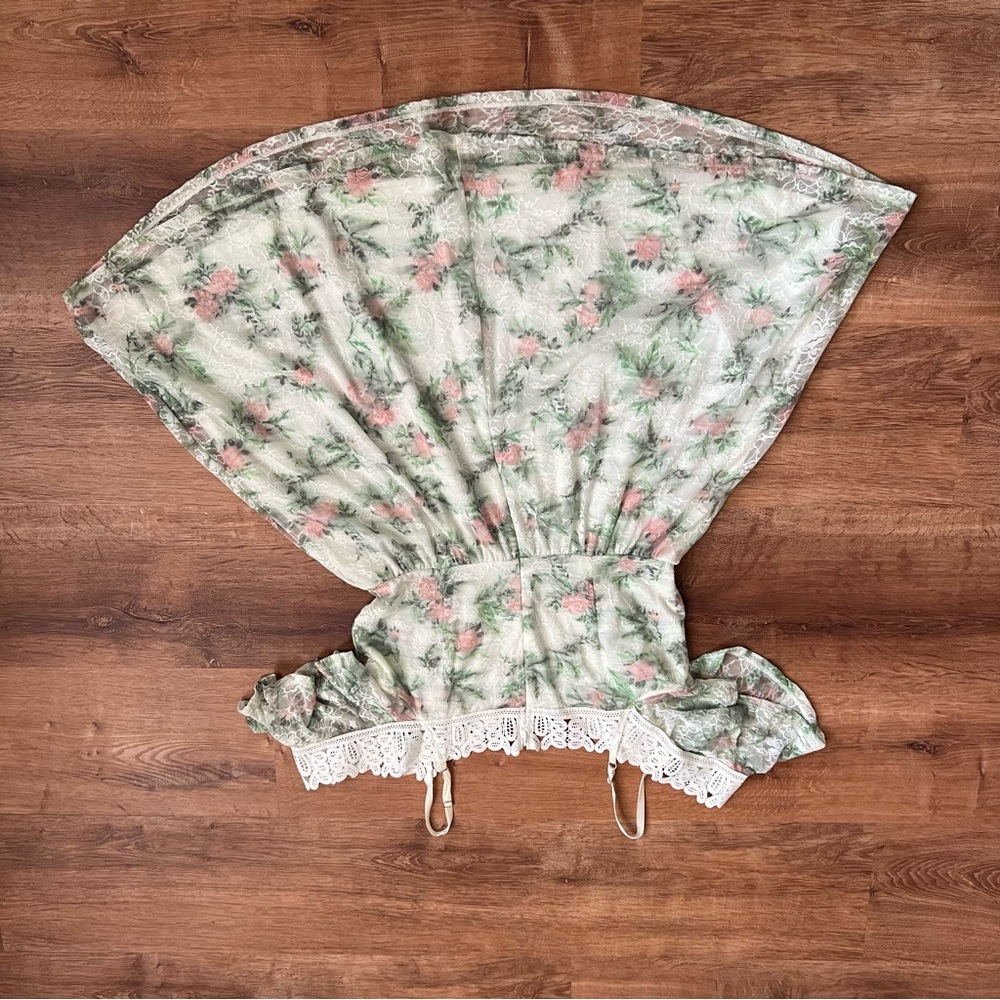 Disney White and Green Ruched Ruffled Sundress - Picture 3 of 5